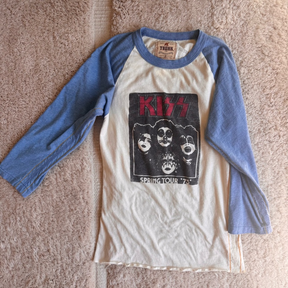 KISS band tee - trunk brand
